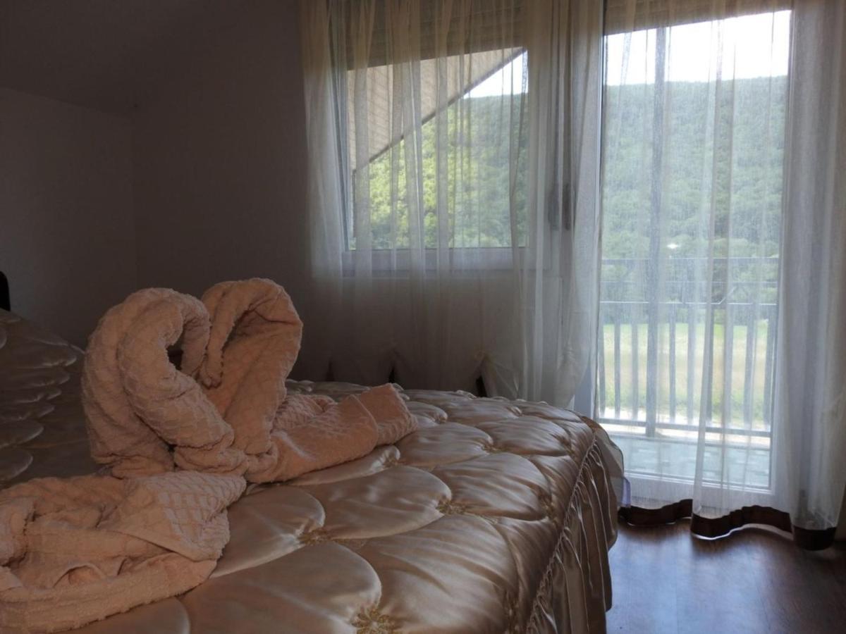 Omar & Una Apartmani บีฮัช ภายนอก รูปภาพ
